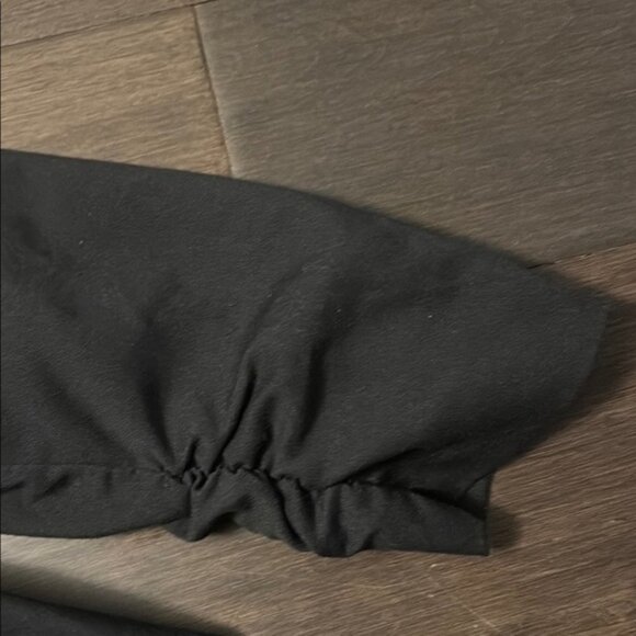 Suzy Shier Black Blazer with Animal Print Lining size small - Picture 5 of 6